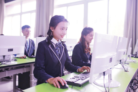 ���A��X�W(xu��)У