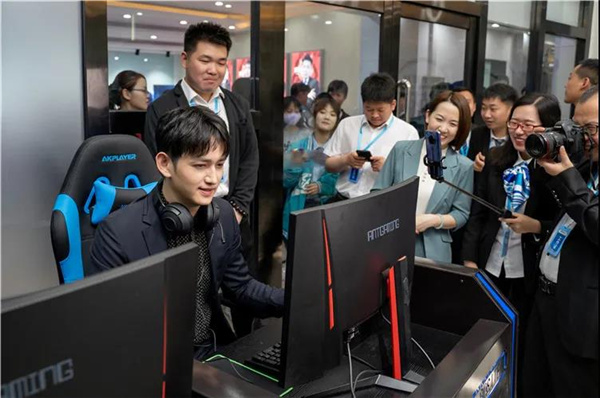 �R�Ʌ���Ӣ��(li��n)�����xِ