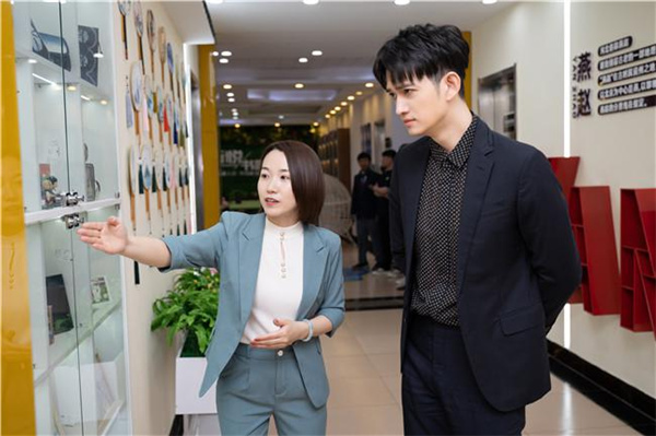 �R�Ʌ��^���A�W(xu��)����Ʒչ