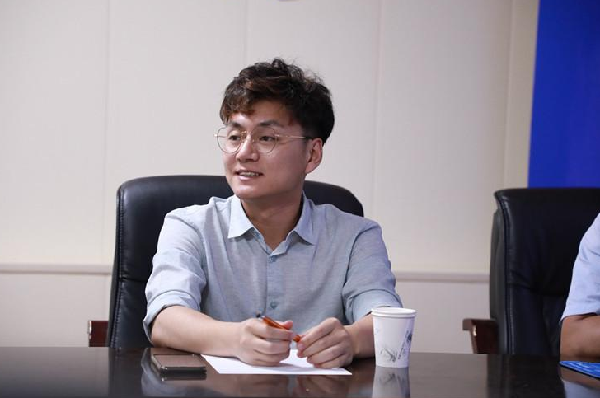 ʯ���f���A��X�WУ