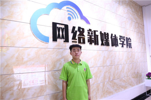 ʯ���f���A��X�W(xu��)У