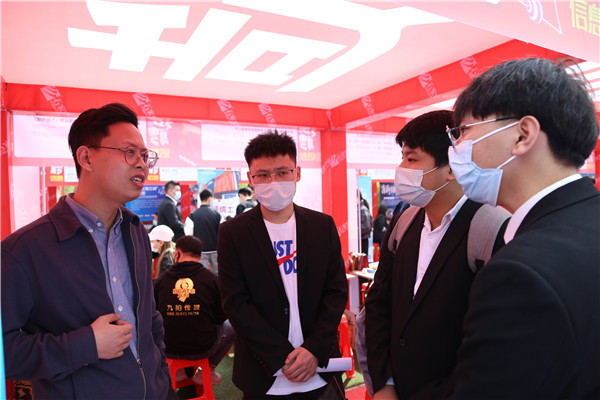 ʯ���f���A��X�W(xu��)У