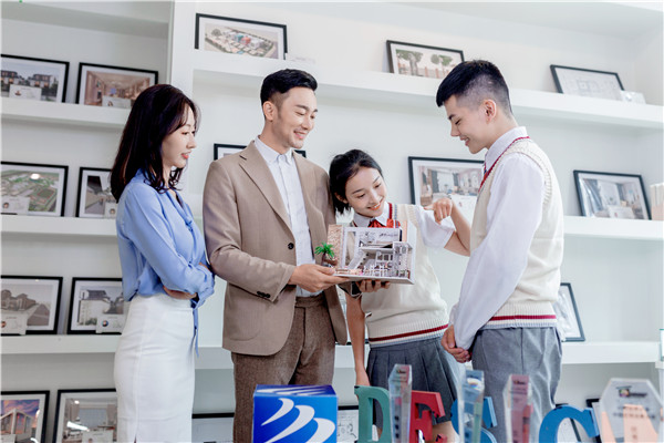 ʯ���f���A��X�W(xu��)У