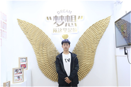 ʯ���f���A��X�WУ