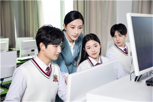 ʯ���f���A��X�W(xu��)У