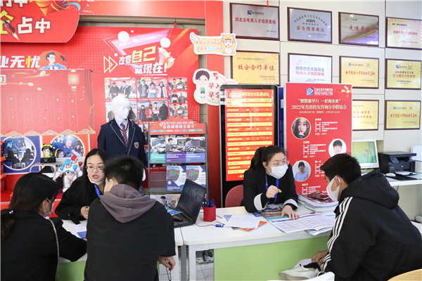 ʯ���f���A��X�W(xu��)У