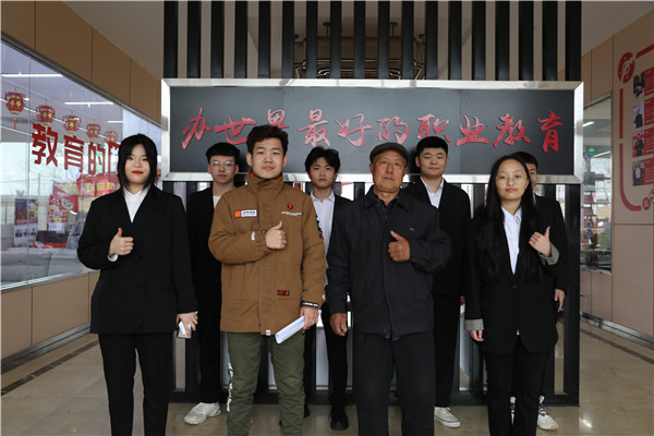 ʯ���f���A��X�WУ