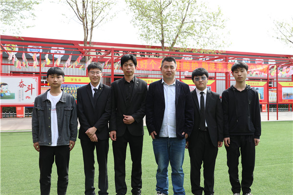 ʯ���f���A��X�W(xu��)У