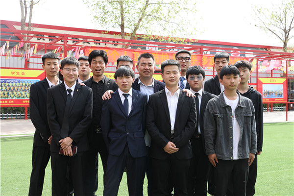 ʯ���f���A��X�W(xu��)У