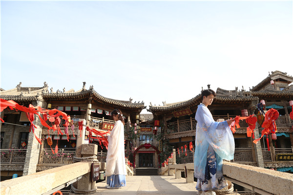 ʯ���f���A��X�W(xu��)У