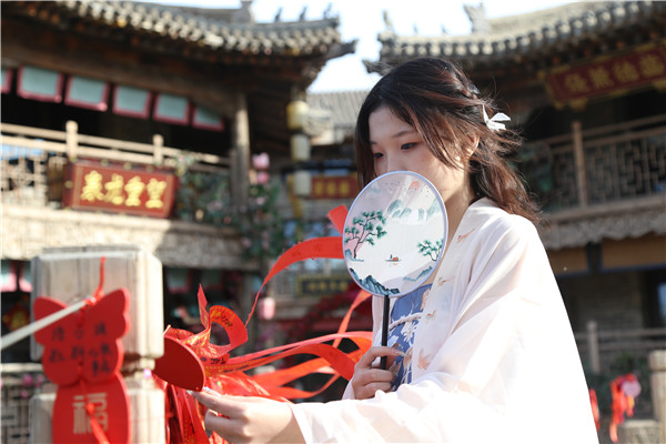 ʯ���f���A��X�W(xu��)У