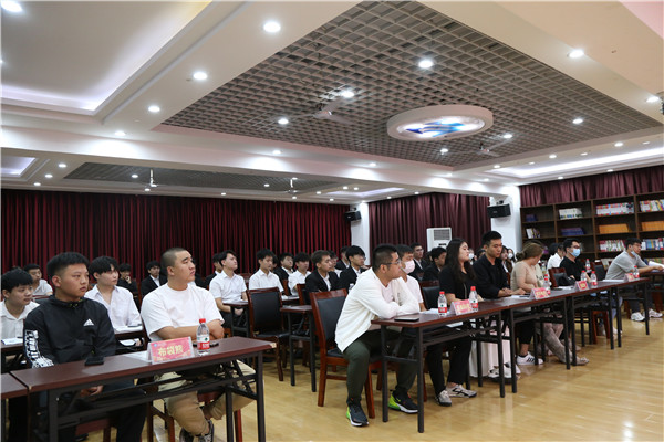 ʯ���f���A��X�W(xu��)У