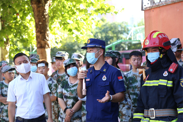 ʯ���f���A��X�W(xu��)У