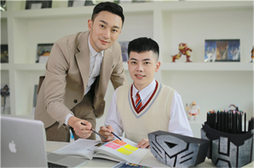 ʯ���f���A��X�WУ