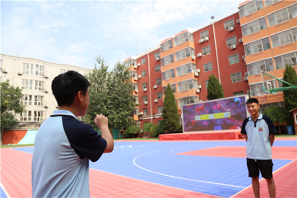 ʯ���f���A��X�W(xu��)У