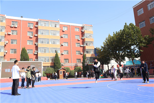 ʯ���f���A��X�W(xu��)У