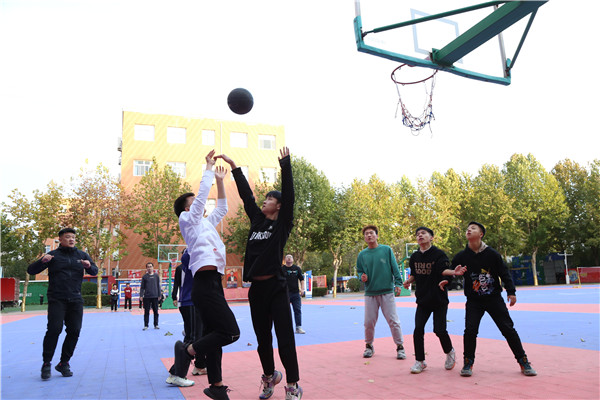 ʯ���f���A��X�W(xu��)У