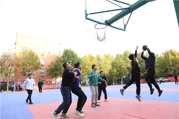 ʯ���f���A��X�W(xu��)У