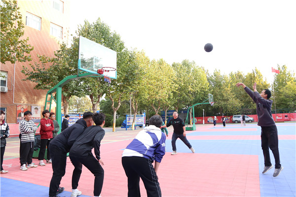 ʯ���f���A��X�W(xu��)У