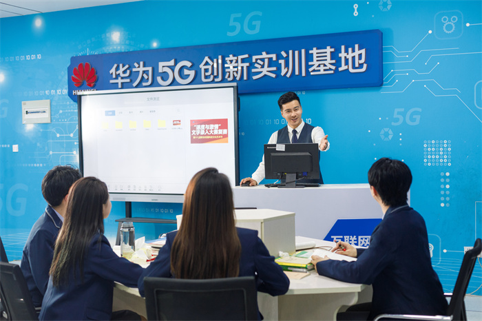 ʯ���f���A��X�W(xu��)У