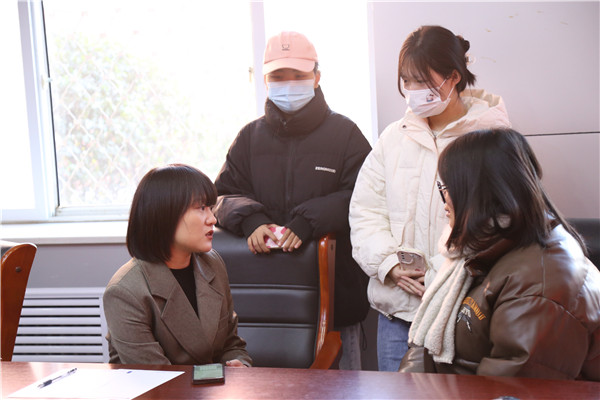 ʯ���f���A��X�WУ