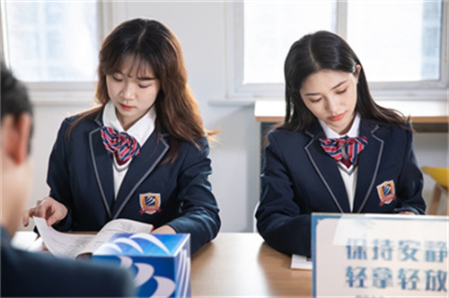 ʯ���f���A��X�W(xu��)У