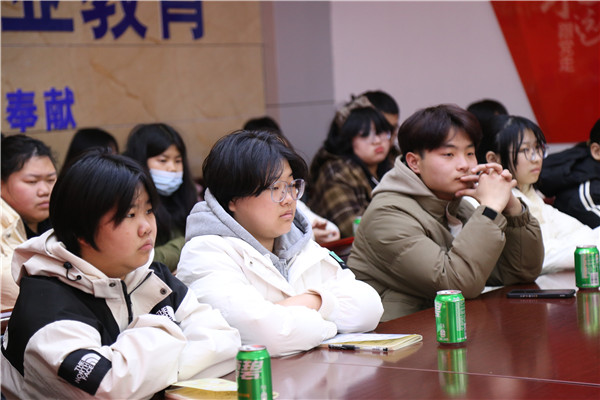 ʯ���f���A��X�WУ