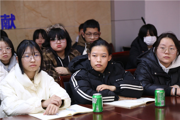 ʯ���f���A��X�WУ