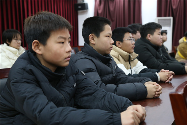 ʯ���f���A��X�W(xu��)У