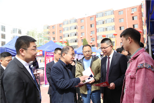 ʯ���f���A��X�WУ