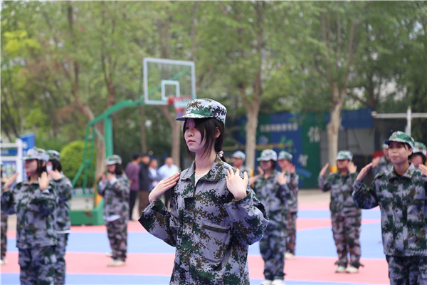 ʯ���f���A��X�W(xu��)У