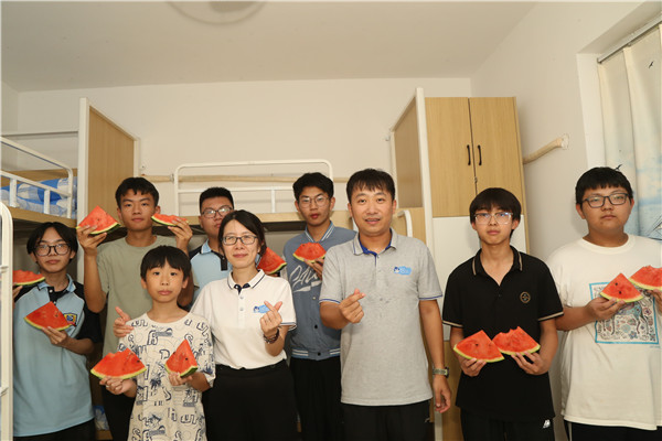 ʯ���f���A��X�W(xu��)У