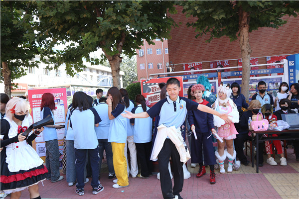 ʯ���f���A��X�WУ