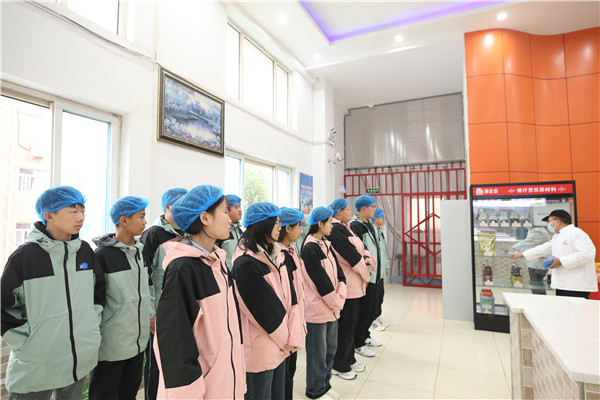 ʯ���f���A��X�W(xu��)У